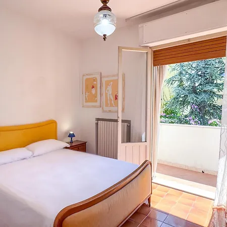 Vila Bouganville - Vista Mare In Pieno Centro