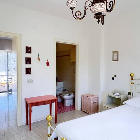 Vila Bouganville - Vista Mare In Pieno Centro *